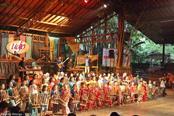 Saung Angklung Udjo Bandung
