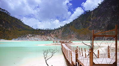 Kawah-putih-Ciwidey
