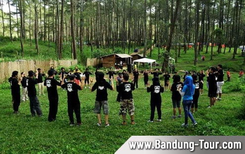 Paket Wisata Family Gathering dan Outbound Program 3 Hari 2 Malam