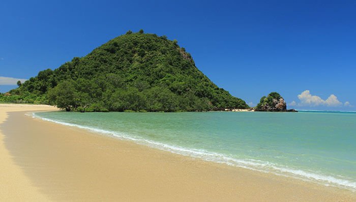 Pantai Kuta Lombok