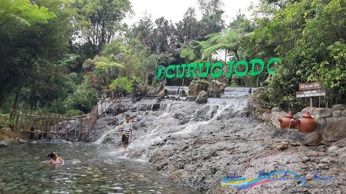 Curug jodo Air Panas Sari Ater