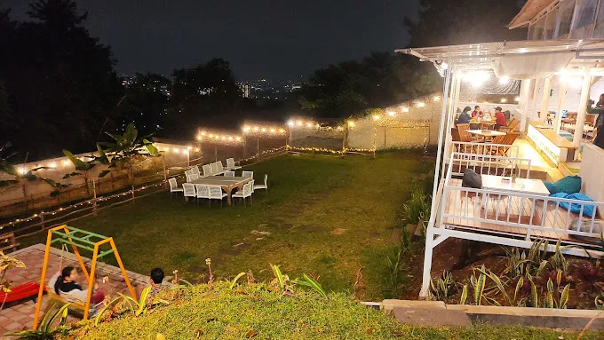 cafe Cerita Hari Ini Dining
